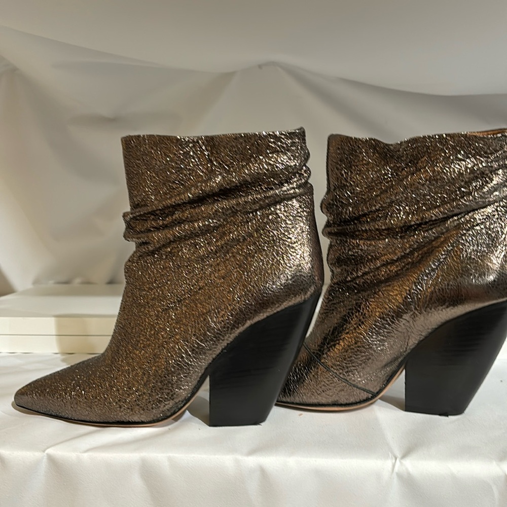 IRO like bronze metallic boots.